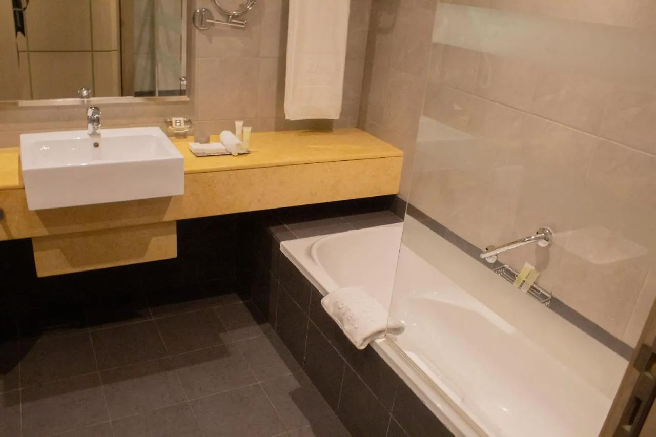 Hotel Time Grand Plaza Hotel, Dubai Airport
